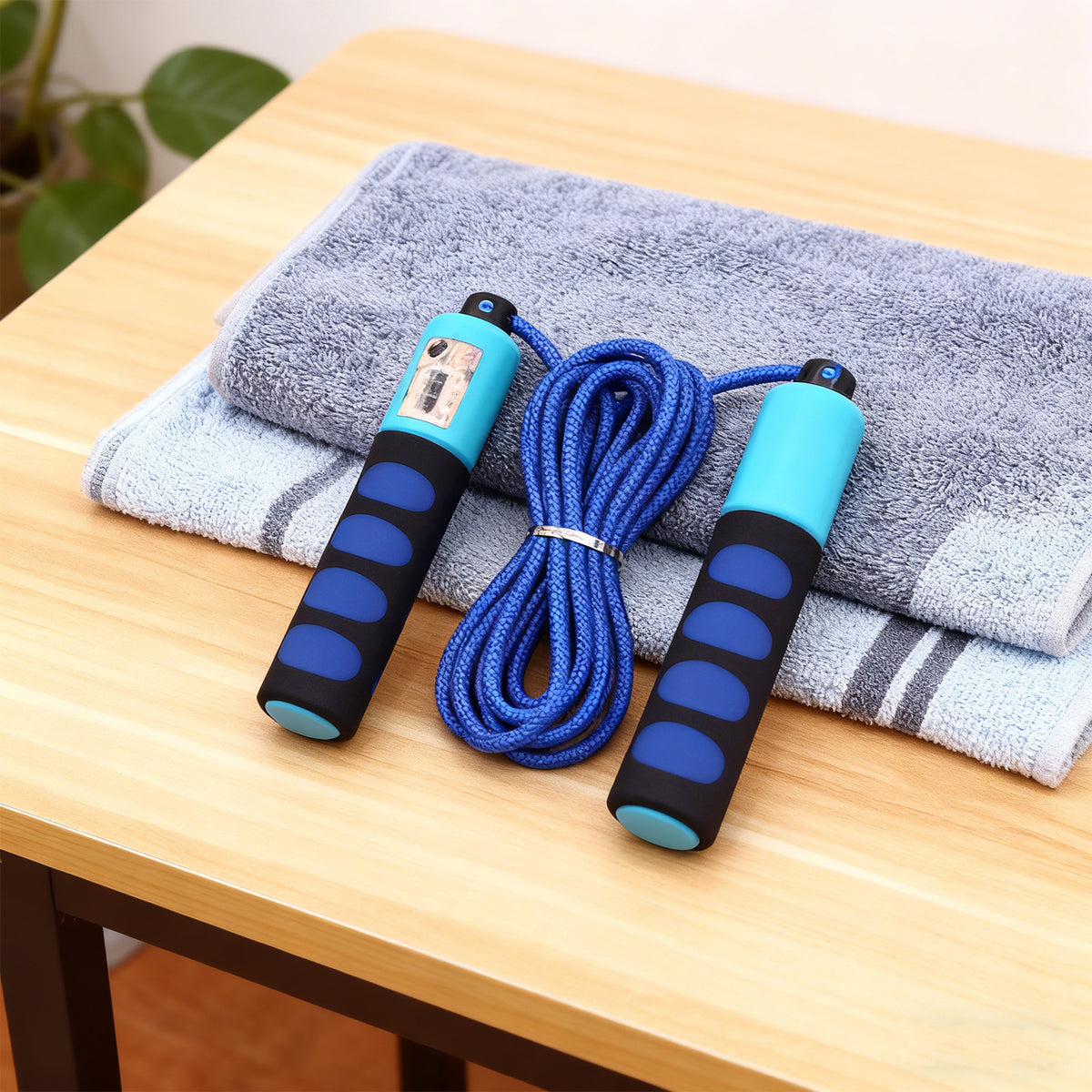 Blue jump rope product view