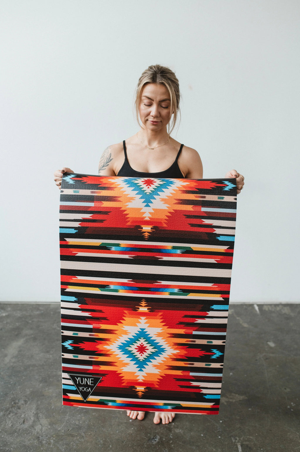 Fox Trail Yoga Mat – 6 mm Extra Thick, Double-Sided Non-Slip, Eco-Friendly PER with Multi-Color Striped Design | Yune Yoga